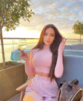 Orlina +971567858207